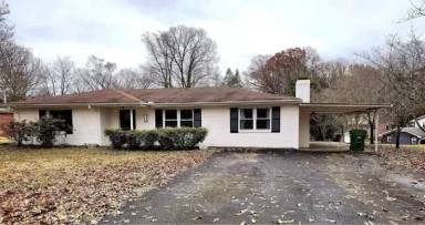 Main picture of 216 Barnes Ave