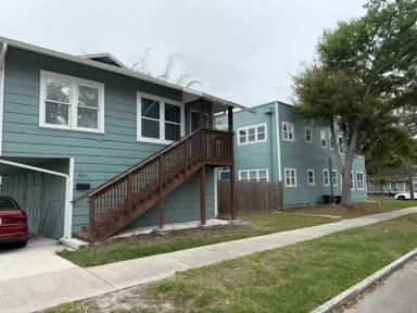 Main picture of 2861 2nd Avenue South