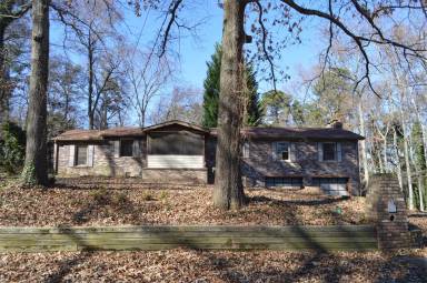 Main picture of 1622 Burks Dr