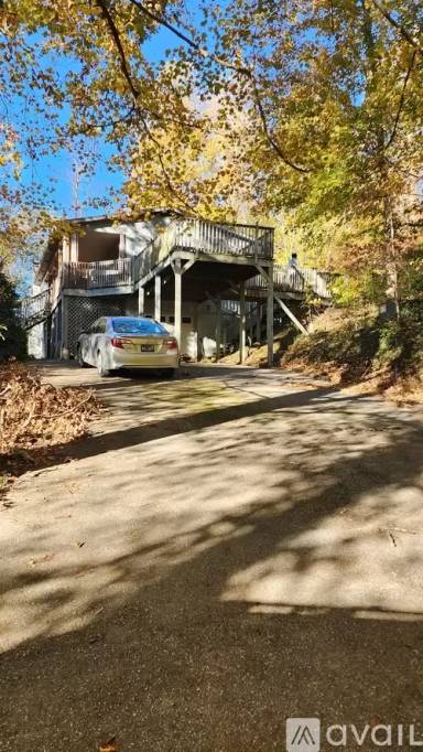 Main picture of 6909 Buttermilk Rd