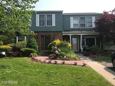 Main picture of 142 Marion St