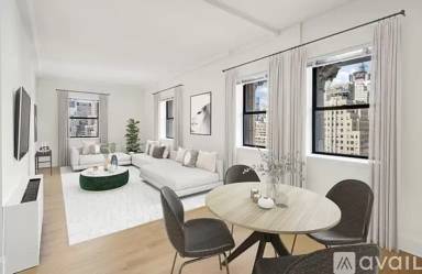 Main picture of 70 W 36th St