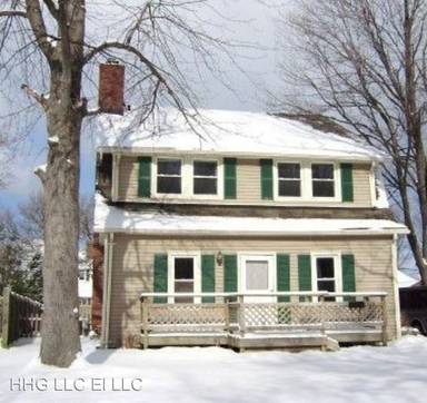 Main picture of 8925 Lake Overlook Dr