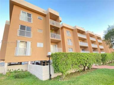 Main picture of 17051 NE 35th Ave