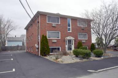 Main picture of 145 Magnolia St
