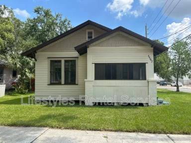 Main picture of 1167 Wolfe St