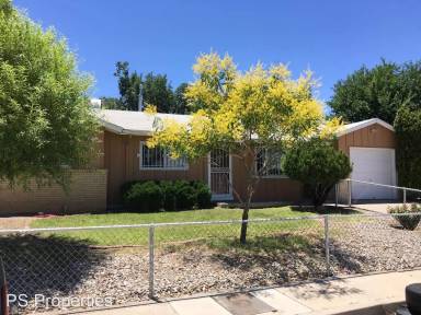 Main picture of 2917 Bel Air Pl NE