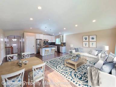 Main picture of 3380 E 9th Ave
