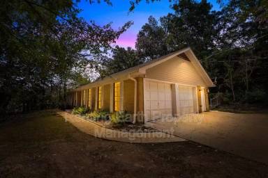 Main picture of 576 Sun Valley Rd