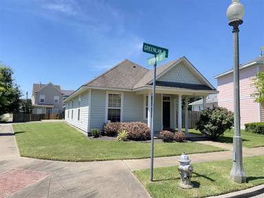 Main picture of 587 Greenlaw Pl