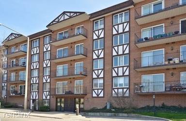 Main picture of 5935 Lincoln Ave