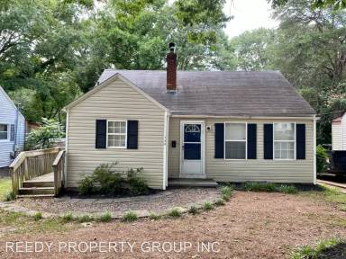Main picture of 140 White Oak Rd