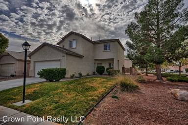 Main picture of 4932 Royal Lake Ave