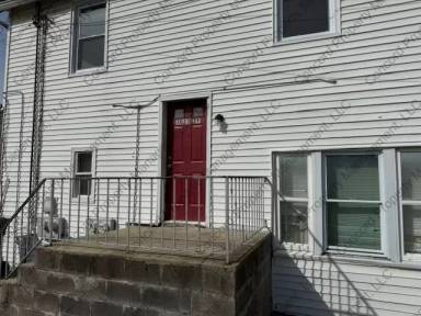 Main picture of 3033 Hamilton Ave