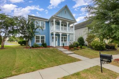 Main picture of 12513 Druids Glen Dr