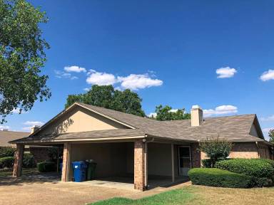 Main picture of 200 Aztec Dr