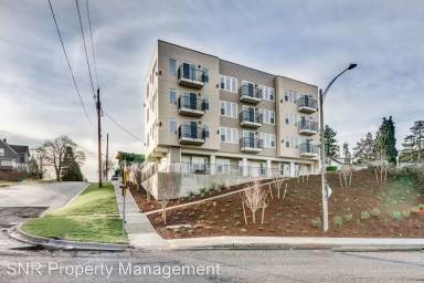 Main picture of 624 E 32nd St