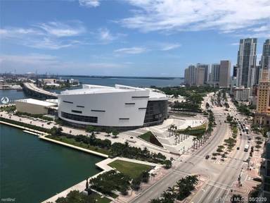 Main picture of 900 Biscayne Bay Condos