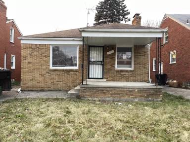 Main picture of 17361 Runyon St