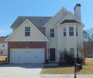 Main picture of 913 Lakeside Ct