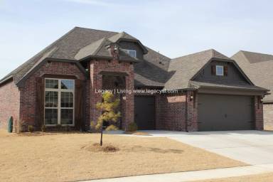 Main picture of 14734 S Urbana Ave