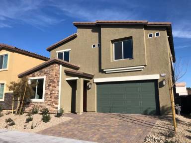 Main picture of 2646 Topaz Blue St