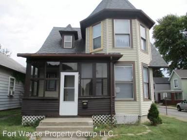 Main picture of 2131 Fox Ave