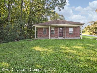 Main picture of 3015 Frayser Raleigh Rd