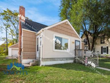 Main picture of 1611 Sullivant Ave