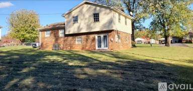 Main picture of Holly Springs Rd