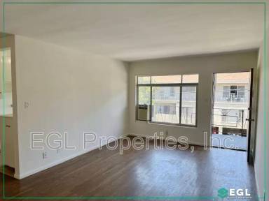 Main picture of 1168 N Curson Ave