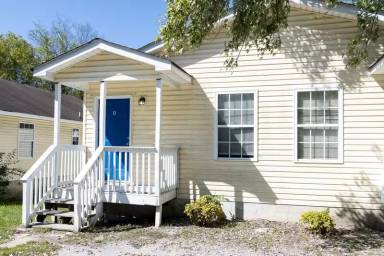 Main picture of 2309 Wheeler Ave