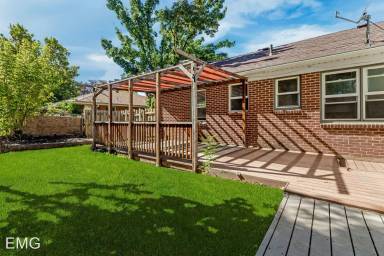 Main picture of 3702 Brinker Ave