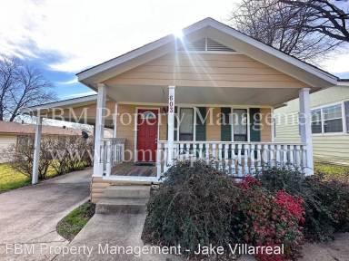 Main picture of 603 W Atchley Ave