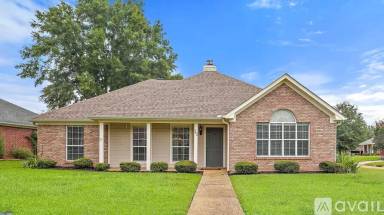 Main picture of 382 Woodoak Dr