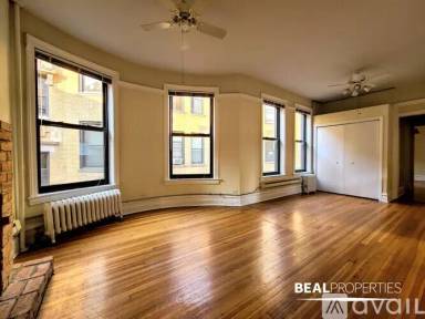 Main picture of 1216 N Dearborn St