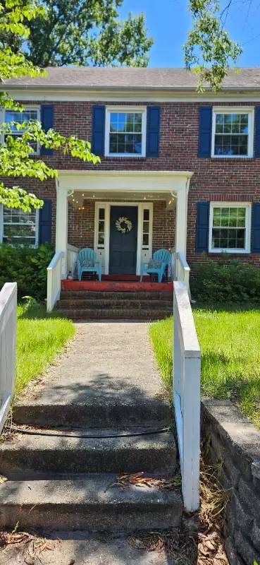 Main picture of 4910 Newport Ave