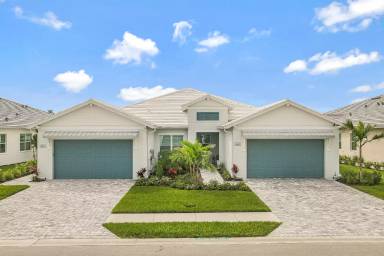 Main picture of 8967 Saint Lucia Dr