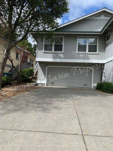 Main picture of 460 Flynn St