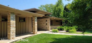 Main picture of 5115 Lake Ridge Rd