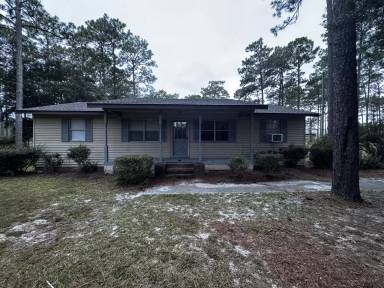 Main picture of 8585 Tibet Hwy SE