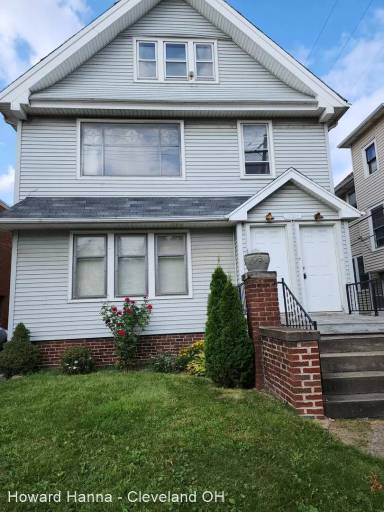 Main picture of 12869 Larchmere Blvd