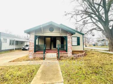 Main picture of 1801 W Easton Ct