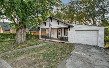 Main picture of 572 1/2 S Crescent Ave