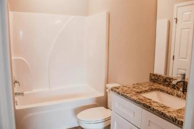 Main picture of Waybill Circle Apartments
