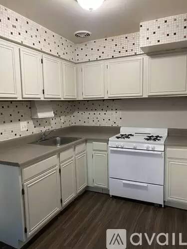 Main picture of 2619 S 19th St
