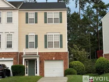 Main picture of 411 Sutter Gate Ln