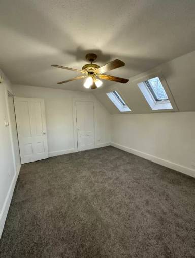 Main picture of 114 York St