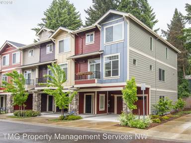 Main picture of 444 NE Tork Pl