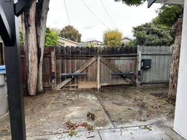 Main picture of 1025 N 12th St